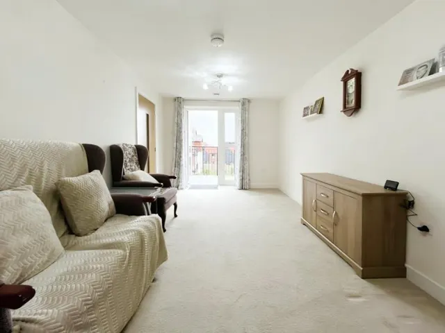 Shortwood Copse Lane, Basingstoke, RG23, photo 3