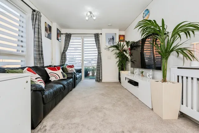 Larner Road, Erith, DA8, photo 3