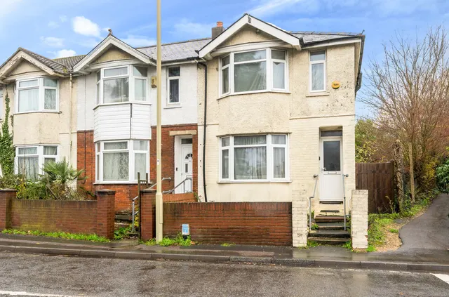 Junction Road, Totton, SO40, photo 1