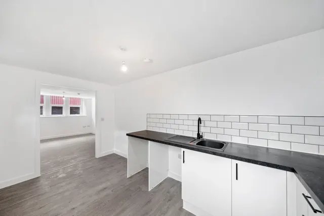 Railway Road, Leigh, WN7, photo 2