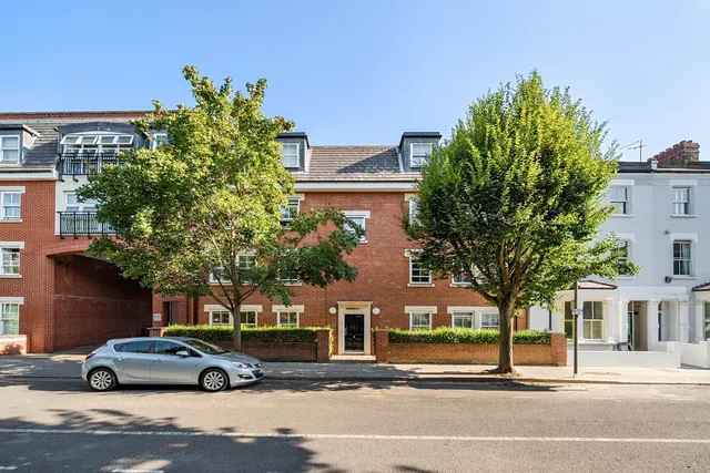 Petworth Street, Battersea, SW11, photo 2