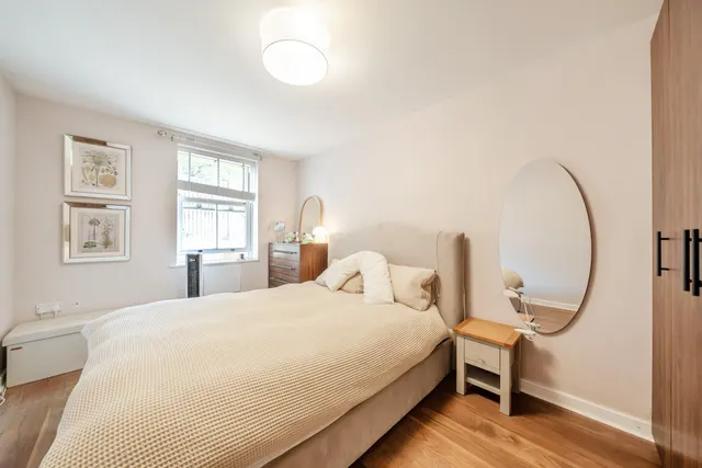 Petworth Street, Battersea, SW11, photo 3