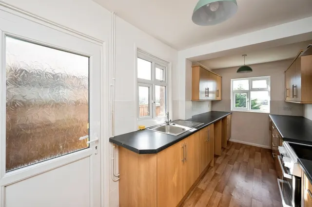 Derby Road, Kirkby-in-Ashfield, NG17, photo 2
