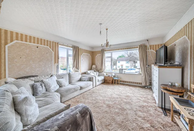 Photo 2 — Welton Vale, Somerset, Midsomer Norton, BA3 2BG