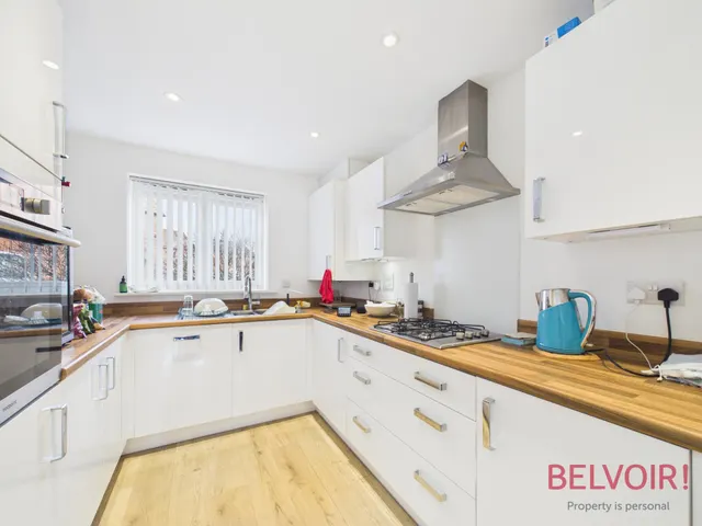 Lupin Close, Edwalton, NG12, photo 2