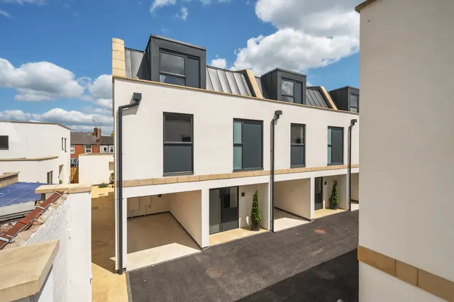 Carlton Street, Cheltenham, GL52, photo 1
