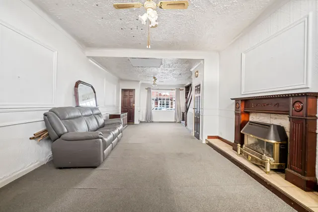 Morden Avenue, Ashton-In-Makerfield, WN4, photo 3