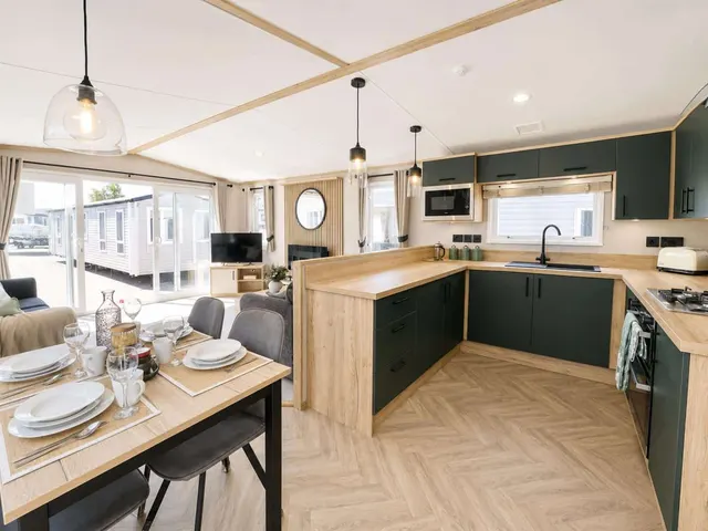 Photo 2 — Shottendane Road, Birchington, Kent, CT7 0HD