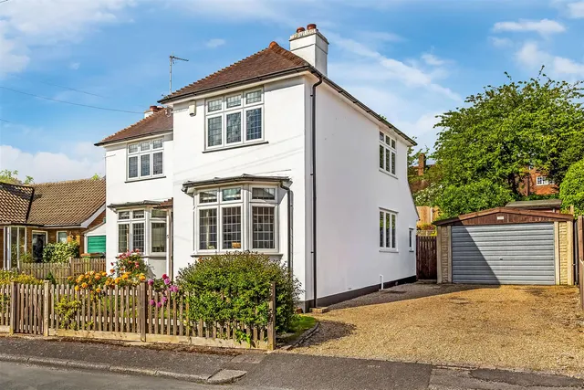 Gaywood Road, Ashtead, KT21, photo 1