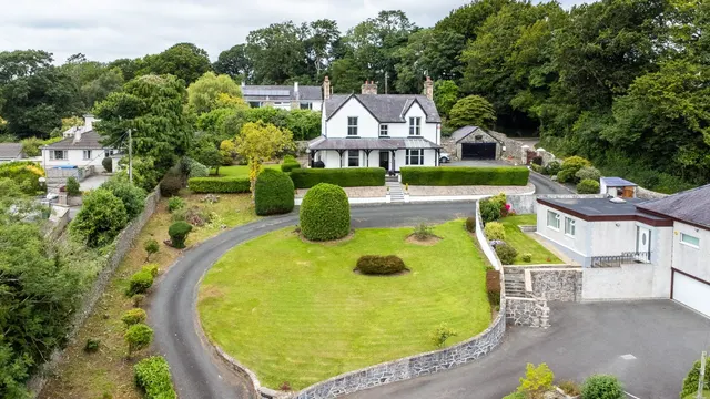 Glanhwfa Road, Llangefni, photo 1