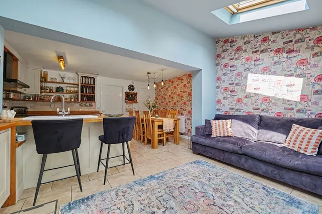 Weare Close, Billesdon, LE7, photo 1