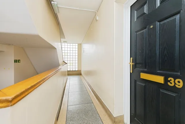 St. Clare Street, Penzance, TR18, photo 1