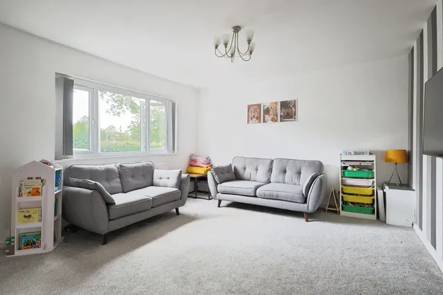 Photo 3 — Newville Drive, Manchester, Greater Manchester, M20