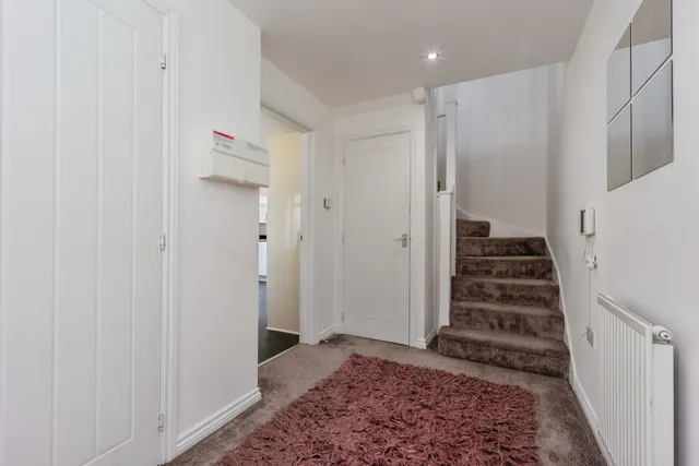 Thorn Way, Audenshaw, M34, photo 2