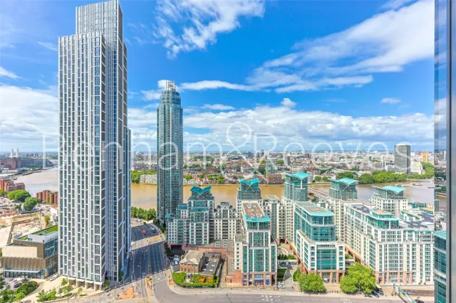 Bondway, Vauxhall, SW8, photo 1