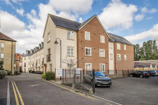 Chapel Mews, Chippenham, SN15, photo 1