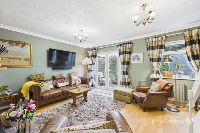 Willow Road, Barton-under-Needwood, photo 2