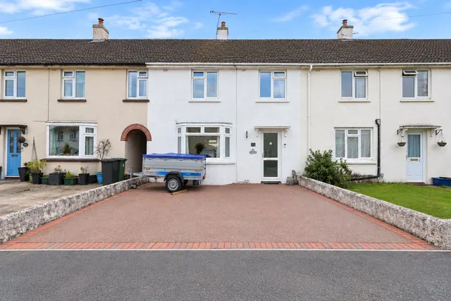 Hugh Squier Avenue, South Molton, EX36, photo 1