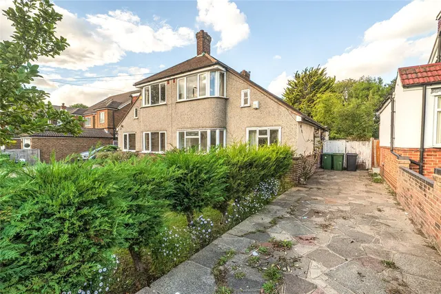 Southborough Lane, Bromley, BR2, photo 1