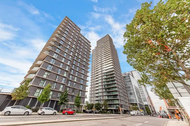 Glasshouse Gardens, Stratford, E20, photo 1