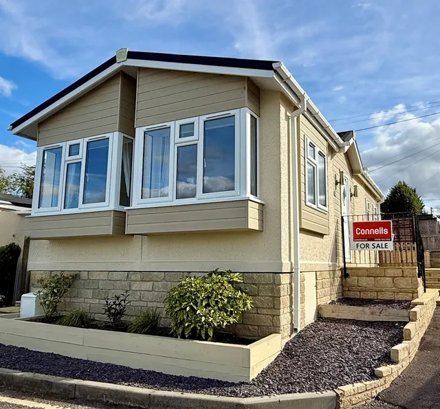 Holders Road, Amesbury, SP4, photo 1
