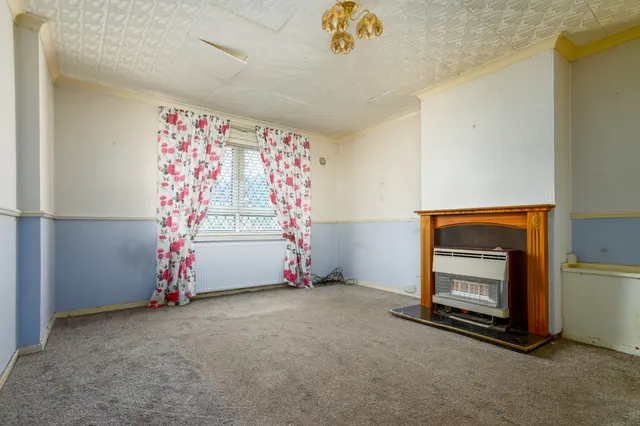 Photo 2 — Broad Street, Cowdenbeath, KY4 8JE