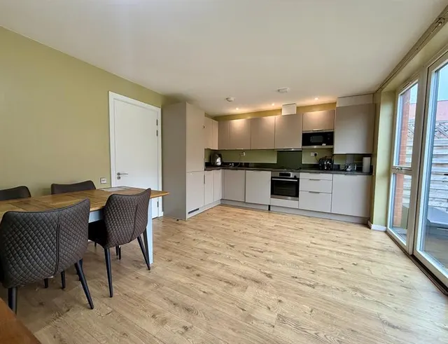 Pennington Gardens, Cheadle, photo 2