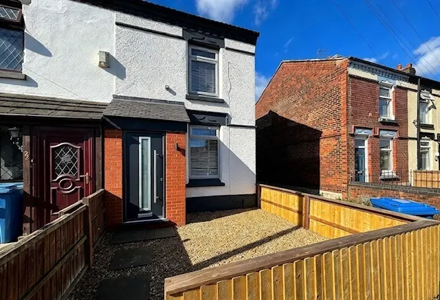 Jackson Street, Burtonwood, WA5, photo 1