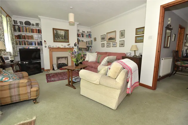 Photo 3 — Antells Way, Alderholt, Fordingbridge, Dorset, SP6 3AW