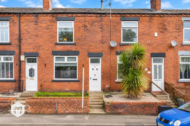 Crompton Road, Radcliffe, Manchester, M26 1HL, photo 1
