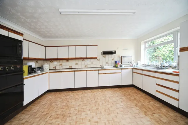 Locarno Avenue, Luton, LU4, photo 3