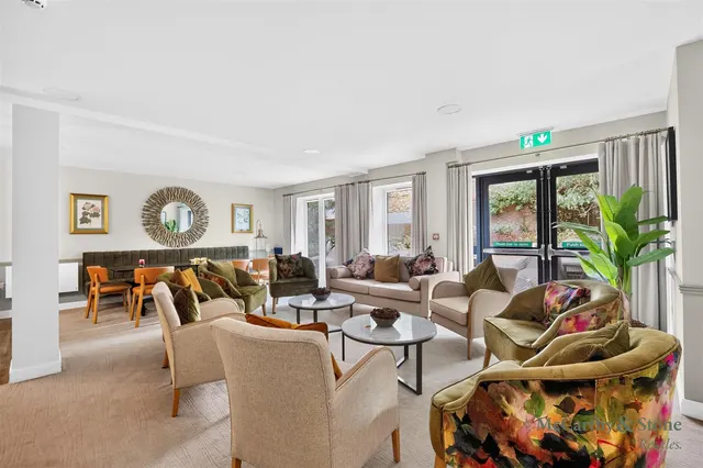 Sewardstone Road, Waltham Abbey, EN9, photo 3