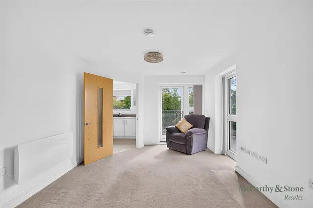 Sewardstone Road, Waltham Abbey, EN9, photo 1