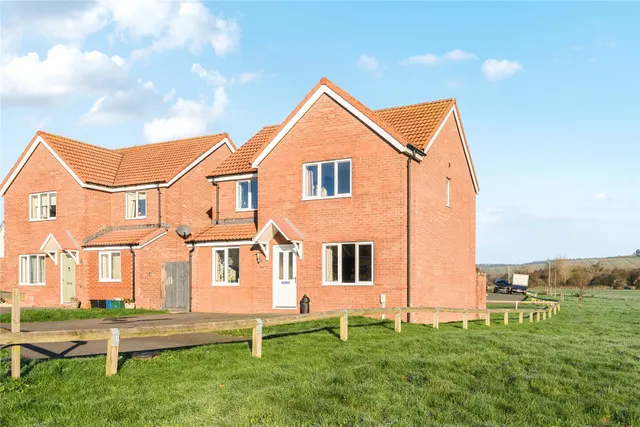 Willow Walk, Crediton, EX17