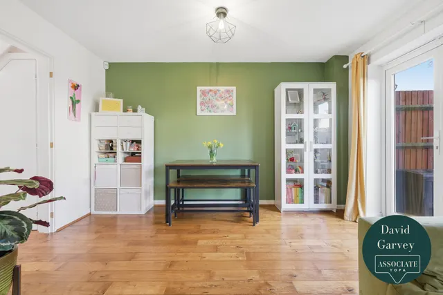 Appleby Drive, Romford, RM3, photo 3