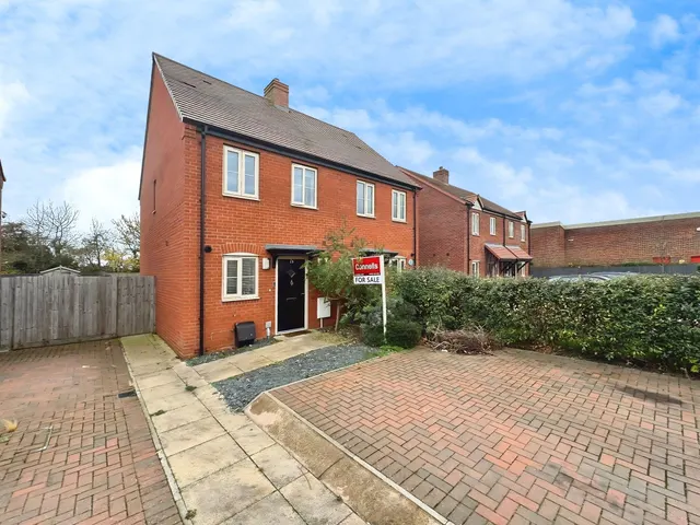 Gardeners Way, Southam, photo 1