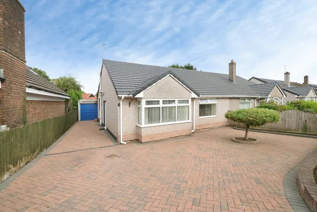 Cefn Court, Rogerstone, Newport, NP10, photo 1