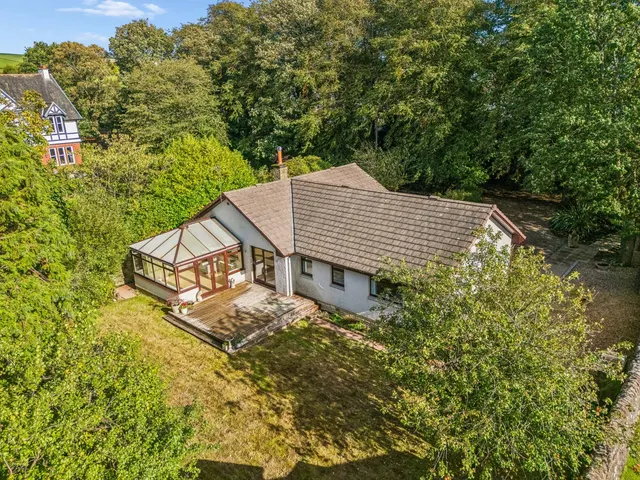 Main Road, Cardross, G82, photo 2