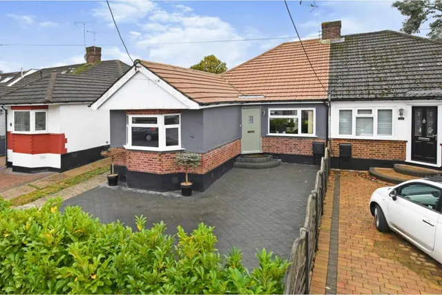 Byron Road, Hutton, CM13, photo 1