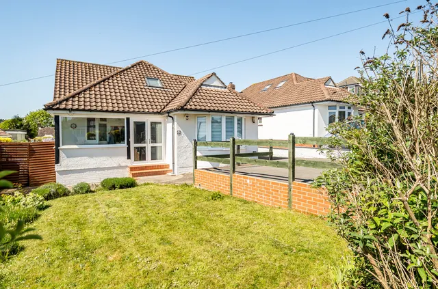 Hayling Rise, High Salvington, BN13, photo 1