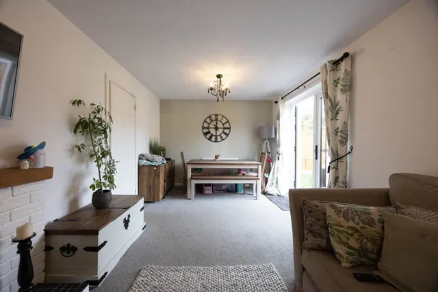 The Squires, Blackminster, WR11, photo 2