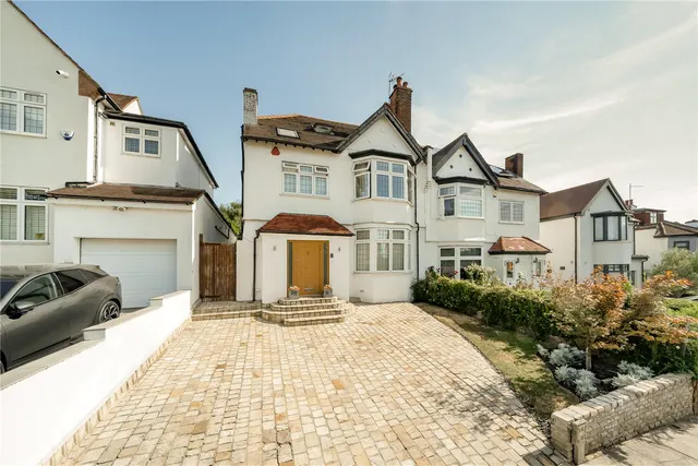Fitzalan Road, Finchley, N3, photo 1