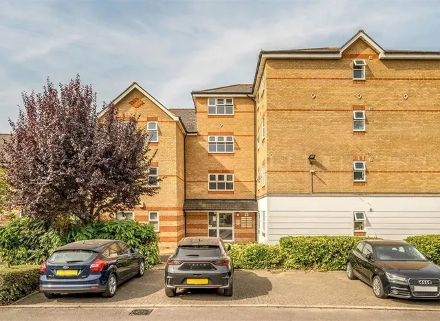 Photo 3 — Basevi Way, Deptford, SE8