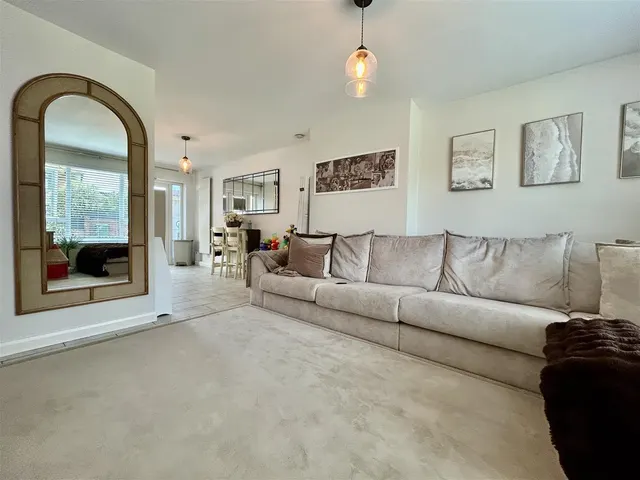 Richmond Avenue, Margate, CT9, photo 2