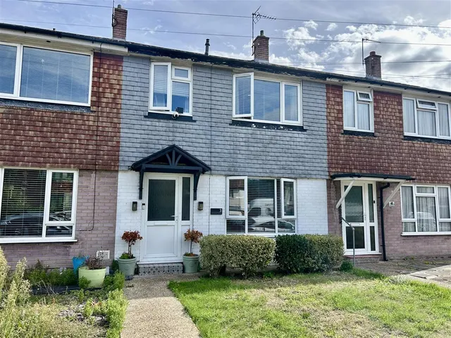 Richmond Avenue, Margate, CT9, photo 1