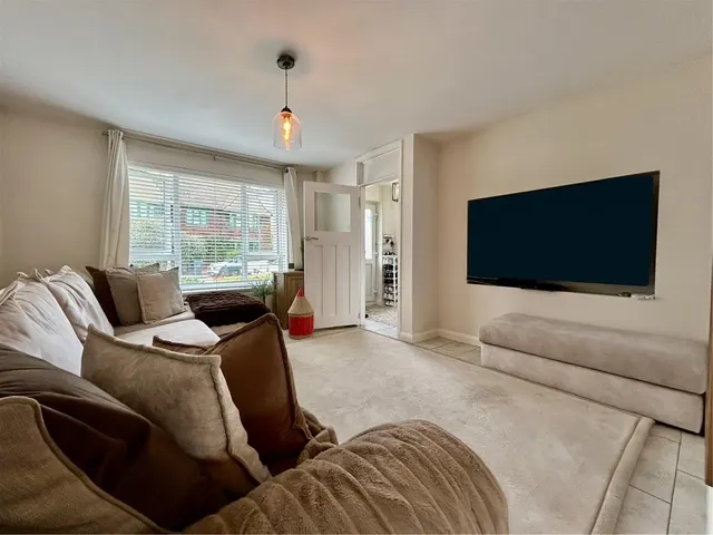 Richmond Avenue, Margate, CT9, photo 3