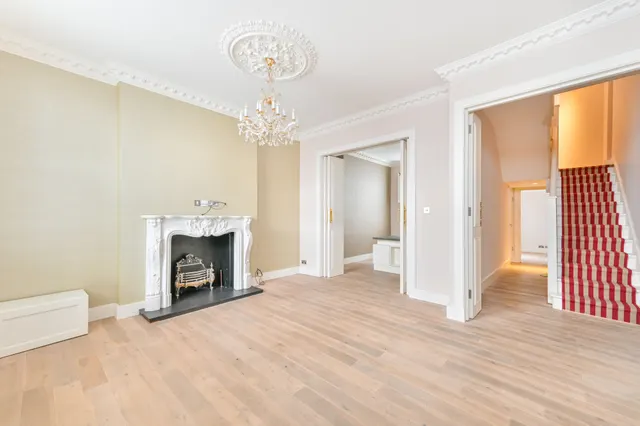 46 Pembridge Road, London, photo 1