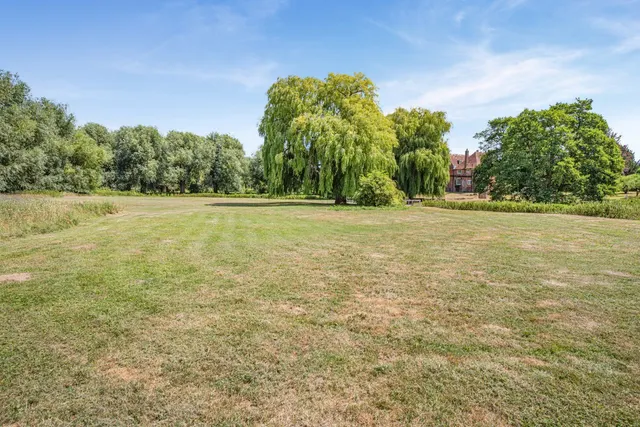 Photo 3 — Thanington Road, Canterbury, Kent, CT1 3XE