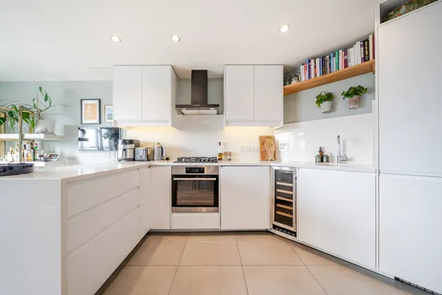 Clapham Road, Clapham, SW9, photo 3