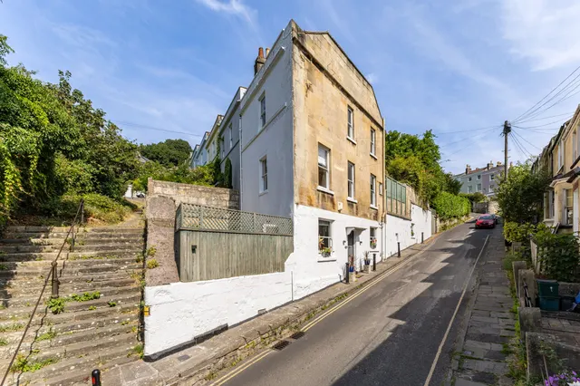 Highbury Terrace, Bath, BA1, photo 1